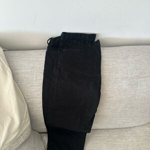 Black Uniqlo slim jeans